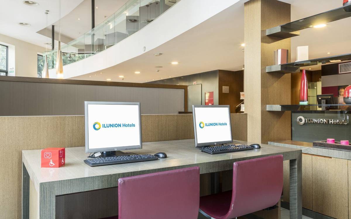 Internet point hotel ilunion auditori barcellona Internet point hotel ilunion auditori barcellona